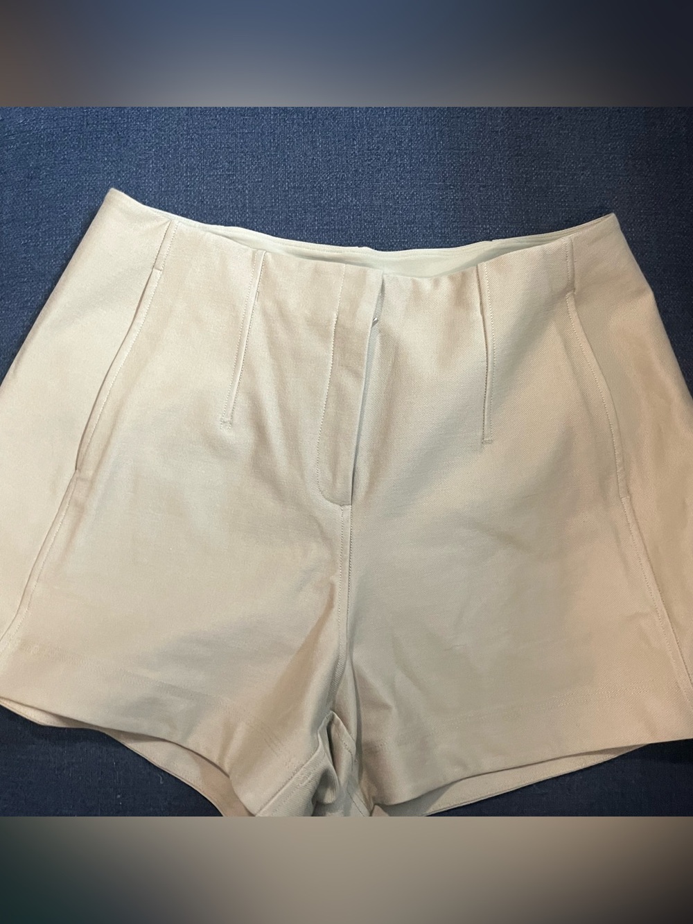 lululemon athletica High-Rise Beige Shorts